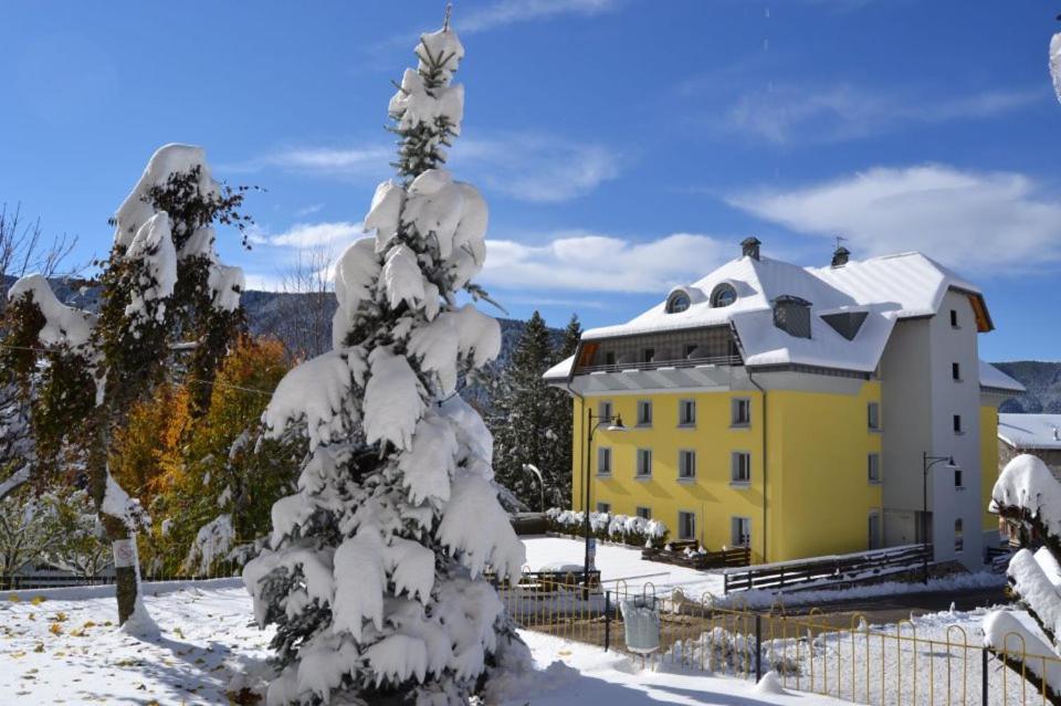 Hotel Vittoria Folgaria Kültér fotó