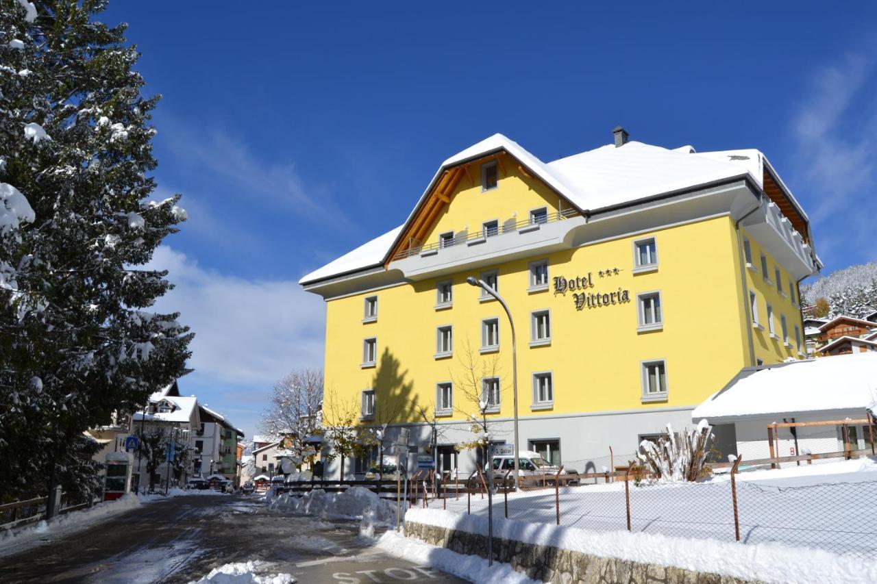 Hotel Vittoria Folgaria Kültér fotó