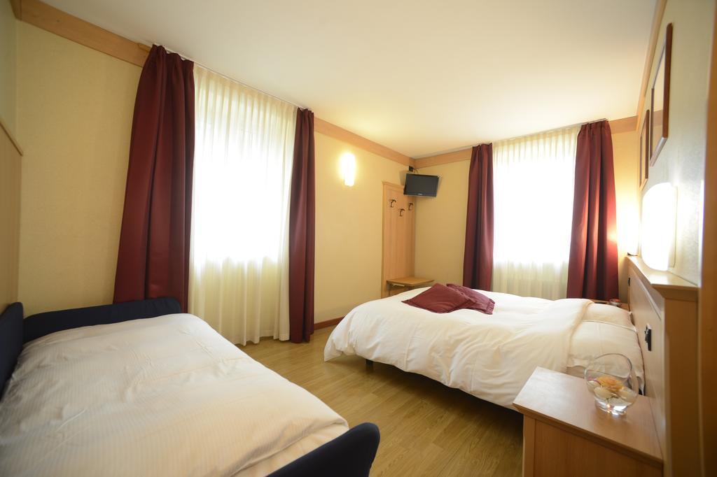 Hotel Vittoria Folgaria Szoba fotó